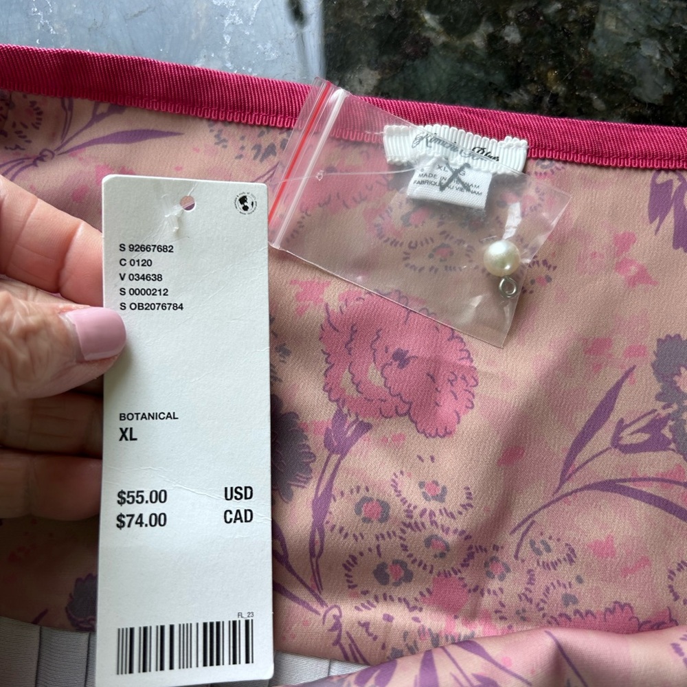 NWT Kimchi Blue Daisy Pleated Micro Mini Skirt. Low rise. Whimsical. Romantic - Picture 8 of 11